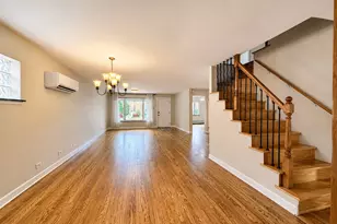 1221 N Oak Park Ave, Oak Park, IL 60302 - Photo 4