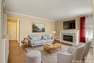 115 N Hager Ave, Barrington, IL 60010 - Photo 4