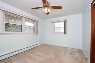 831 S Mitchell Ave, Arlington Heights, IL 60005 - Photo 16