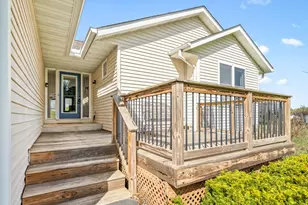 1774 Gainsboro Ave, Davis, IL 61019 - Photo 2
