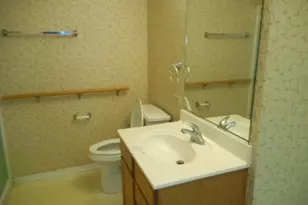 605 Barrington Ave E, Dundee, IL 60118 - Photo 10