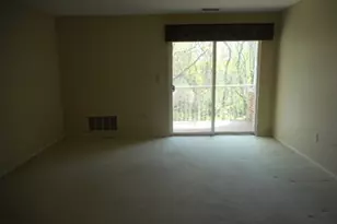 605 Barrington Ave E, Dundee, IL 60118 - Photo 18