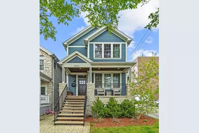 2414 W Berteau Avenue, Chicago, IL 60618 - Photo 1