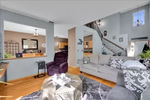 263 Nicole Dr, South Elgin, IL 60177 - Photo 6
