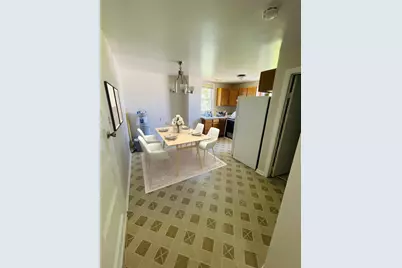 9330 S 51st Avenue, Oak Lawn, IL 60453 - Photo 2