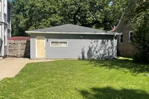 9330 S 51st Ave, Oak Lawn, IL 60453 - Photo 22