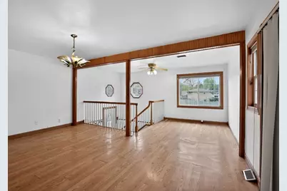 25174 W Claridan Avenue, Antioch, IL 60002 - Photo 8