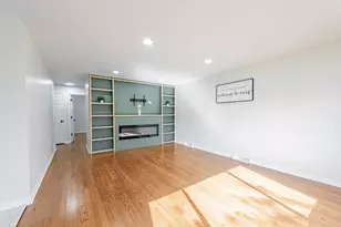 16544 Marshfield Ave S, Markham, IL 60428 - Photo 6