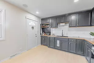 16544 Marshfield Ave S, Markham, IL 60428 - Photo 10