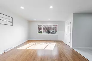 16544 Marshfield Ave S, Markham, IL 60428 - Photo 8