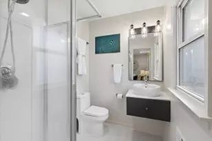 123 E Columbia Ave, Elmhurst, IL 60126 - Photo 12