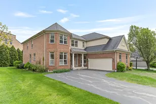 47 Holabird Cir, Highwood, IL 60040 - Photo 32