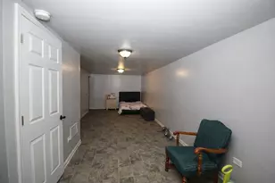 2042 Gideon Ave, Zion, IL 60099 - Photo 12