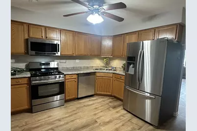 17444 W Walnut Lane, Gurnee, IL 60031 - Photo 4