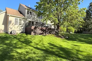 271 Saddle Back Rd, Vernon Hills, IL 60061 - Photo 28