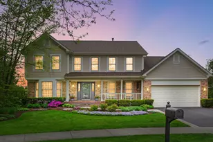 271 Saddle Back Rd, Vernon Hills, IL 60061 - Photo 1