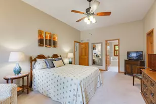 271 Saddle Back Rd, Vernon Hills, IL 60061 - Photo 16