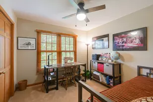 271 Saddle Back Rd, Vernon Hills, IL 60061 - Photo 20