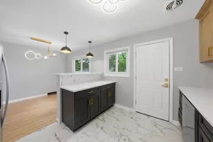16611 Marshfield Ave, Markham, IL 60428 - Photo 10