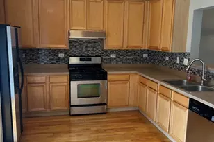 863 Pheasant Trail, Saint Charles, IL 60174 - Photo 2