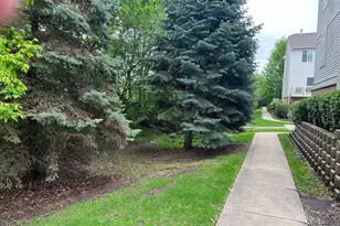 863 Pheasant Trail, Saint Charles, IL 60174 - Photo 22