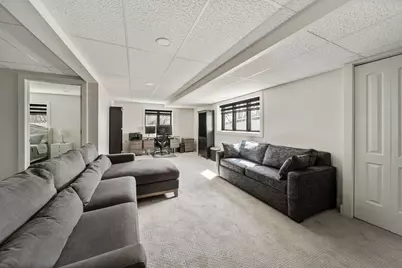 6603 Chaucer Road, Willowbrook, IL 60527 - Photo 28