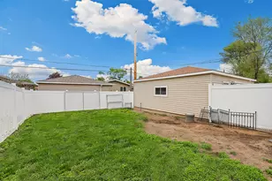 22 Arrowhead Dr, Thornton, IL 60476 - Photo 22