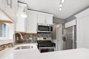 12112 S Indiana Ave, Chicago, IL 60628 - Photo 8
