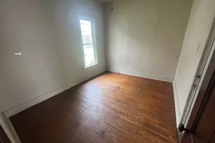 429 E Locust St, Kankakee, IL 60901 - Photo 8
