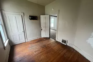 429 E Locust St, Kankakee, IL 60901 - Photo 14