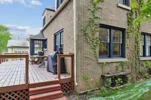 726 W Highland Ave, Elgin, IL 60123 - Photo 24