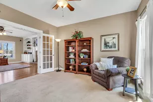 2890 Trail Crest Ln, Lindenhurst, IL 60046 - Photo 18