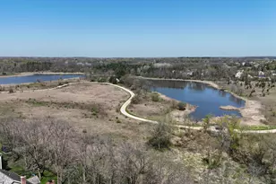 2890 Trail Crest Ln, Lindenhurst, IL 60046 - Photo 52