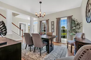 2890 Trail Crest Ln, Lindenhurst, IL 60046 - Photo 14