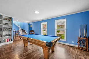 27W050 Sycamore Ln, Winfield, IL 60190 - Photo 8
