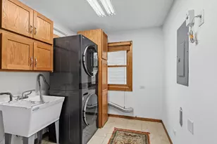 366 Poplar St, Crystal Lake, IL 60014 - Photo 10