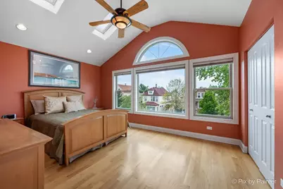4906 N Kruger Avenue, Chicago, IL 60630 - Photo 18