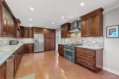 961 N Topanga Avenue, Palatine, IL 60074 - Photo 4