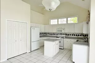 25410 W Latham Ct, Plainfield, IL 60585 - Photo 6