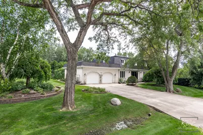 21W325 Sunnyside Drive, Itasca, IL 60143 - Photo 2