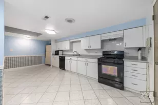 21W325 Sunnyside Dr, Itasca, IL 60143 - Photo 50