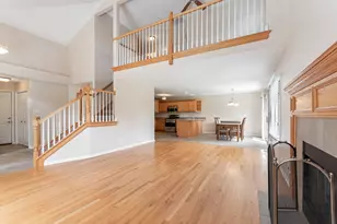 17977 Lochwood Pl, Tinley Park, IL 60487 - Photo 4