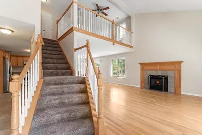 17977 Lochwood Place, Tinley Park, IL 60487 - Photo 10