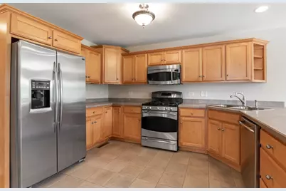 17977 Lochwood Place, Tinley Park, IL 60487 - Photo 6
