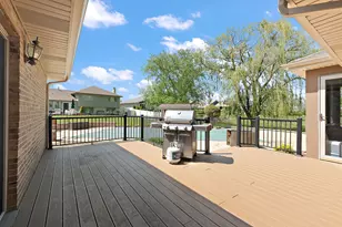 17300 Brook Hill Dr, Orland Park, IL 60467 - Photo 36
