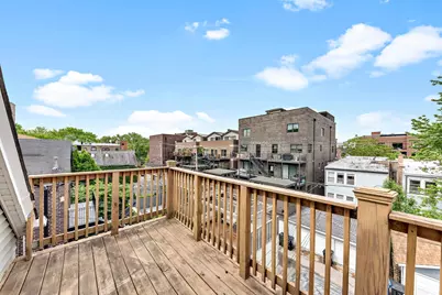 3722 N Bosworth Avenue, Chicago, IL 60613 - Photo 12