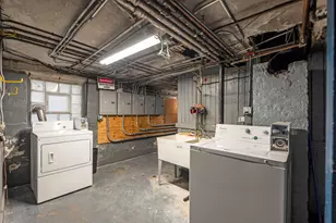 3722 N Bosworth Ave, Chicago, IL 60613 - Photo 46