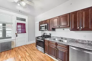 3722 N Bosworth Ave, Chicago, IL 60613 - Photo 22