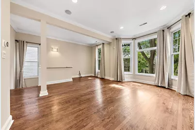 3722 N Bosworth Avenue, Chicago, IL 60613 - Photo 4
