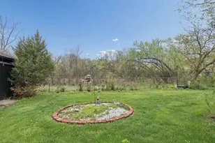 927 Gregory Ln, Schaumburg, IL 60193 - Photo 24
